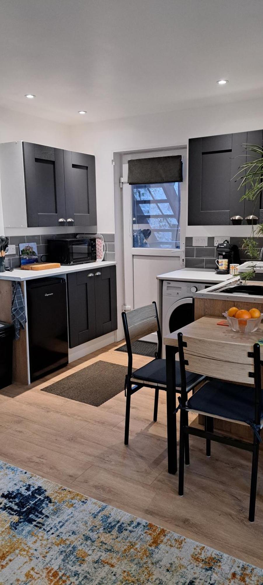 Modern Studio Apartment With Outstanding Views, Sleeps 2 Newlyn Kültér fotó
